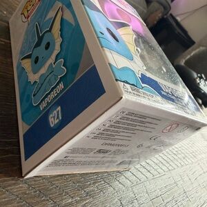 Funko pop Vaporeon Figure